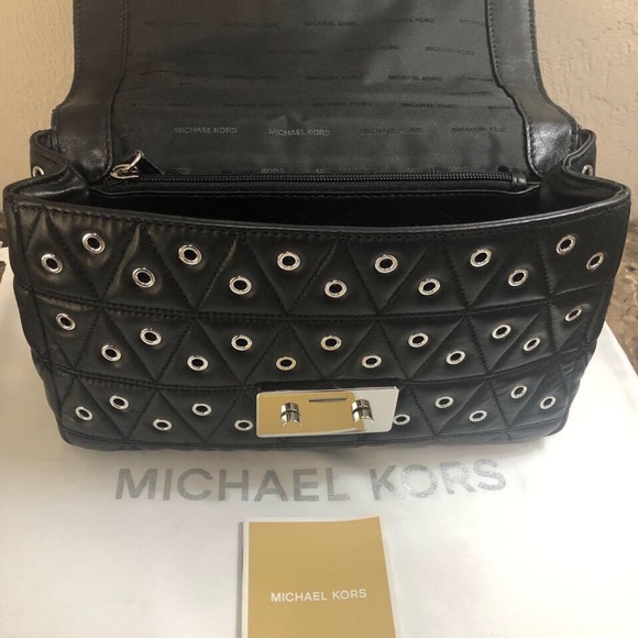 Michael Kors Sloan Large Chain Shoulder Bag Black - Picture 4 of 4